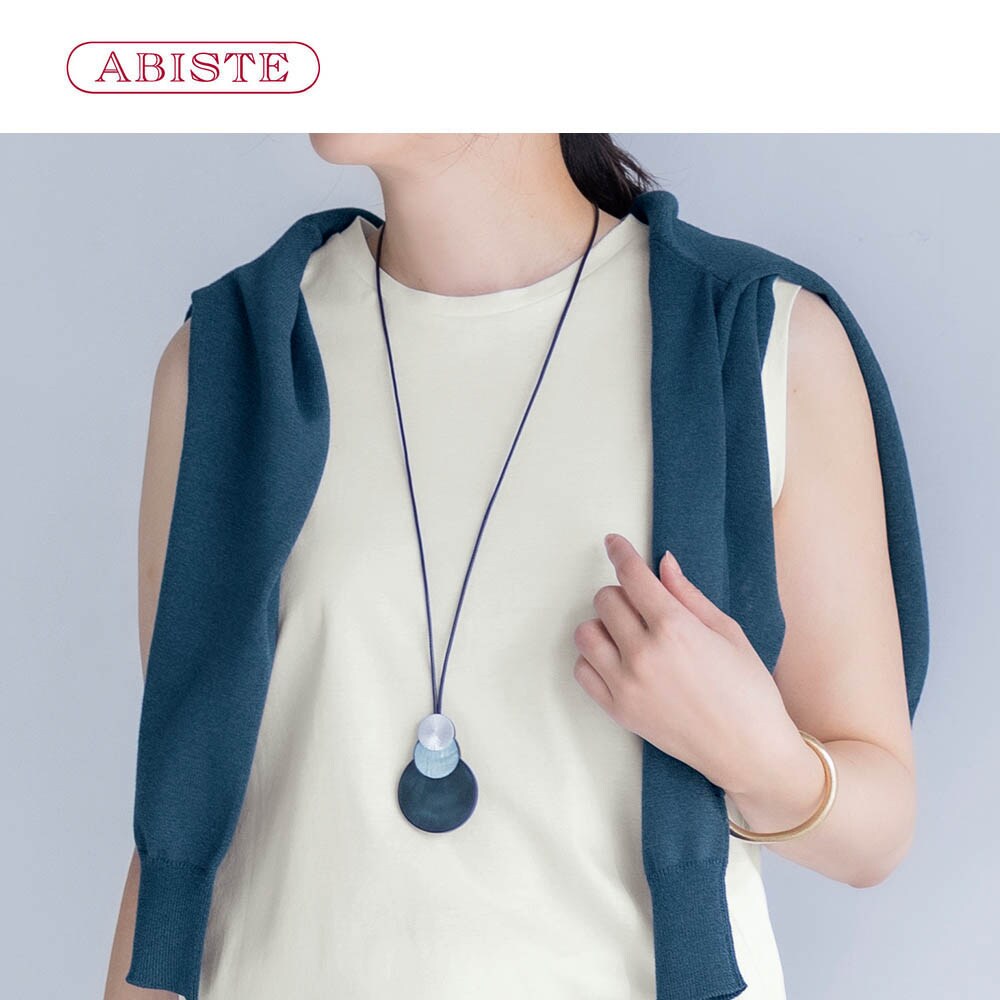 【アビステ/ABISTE】長さが調節できるシェル & レジンネックレス