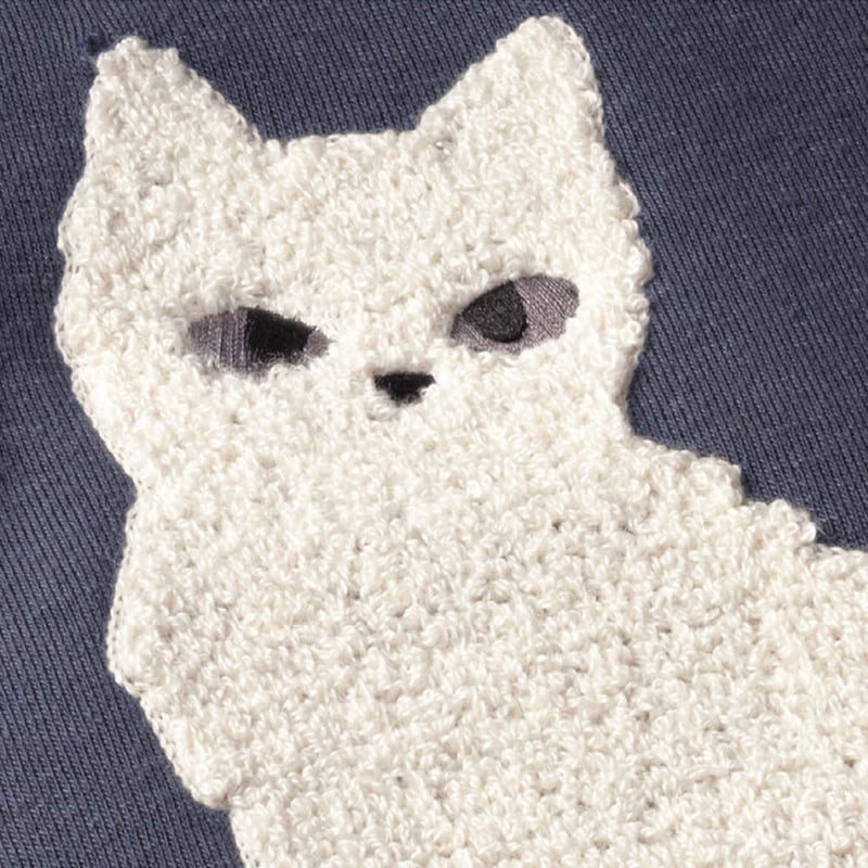 可愛らしいサガラ刺繍のねこが心をくすぐる