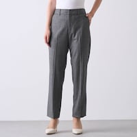 モデル身長167cm／61-89 ※写真は撮影用のため股下+7cmになります。