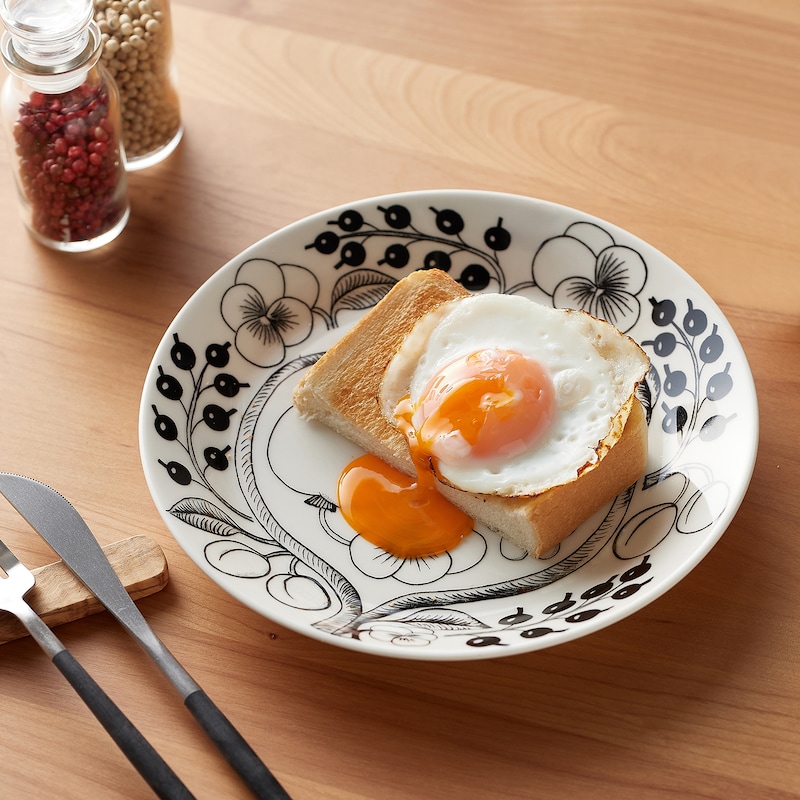 朝食はもちろん、パスタやカレーなどにも使える万能サイズ