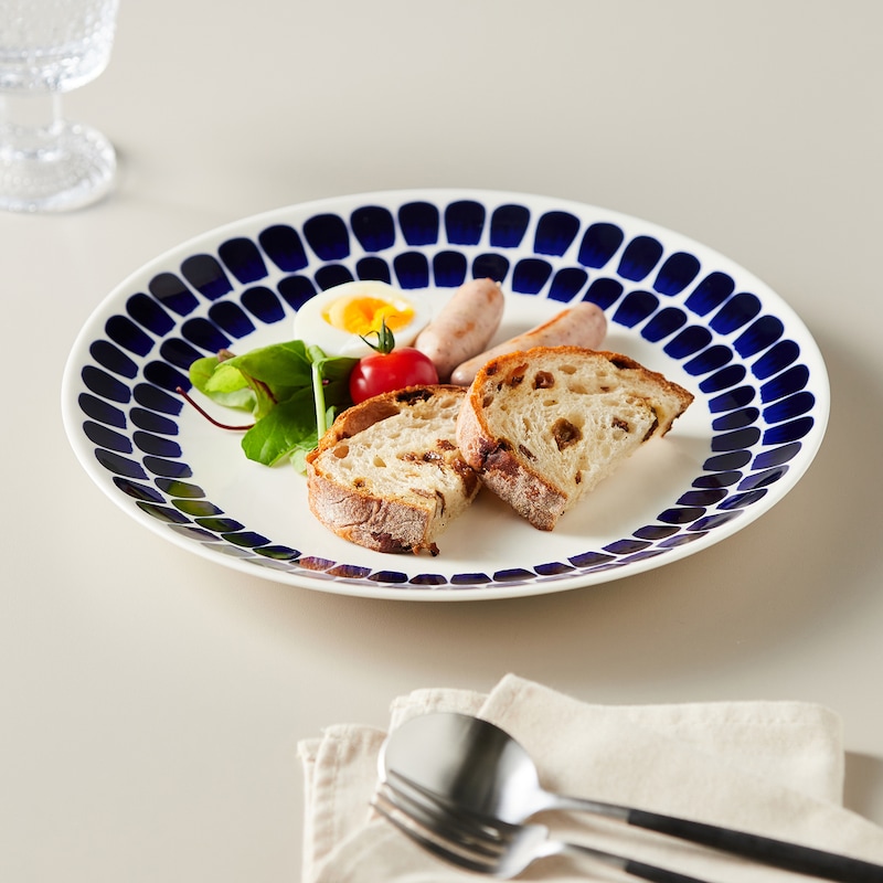 「プレート 26cm」はメイン料理はもちろん、ワンプレート料理にも使いやすいサイズ