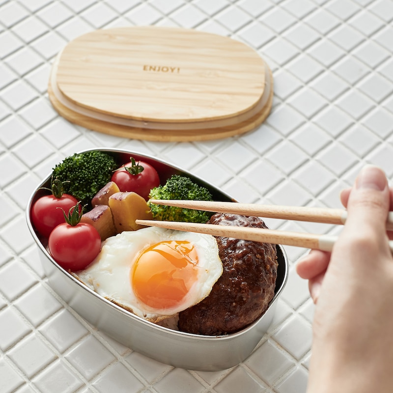 ステンレス製なのでハンバーグやカレーを入れた後も洗いやすい