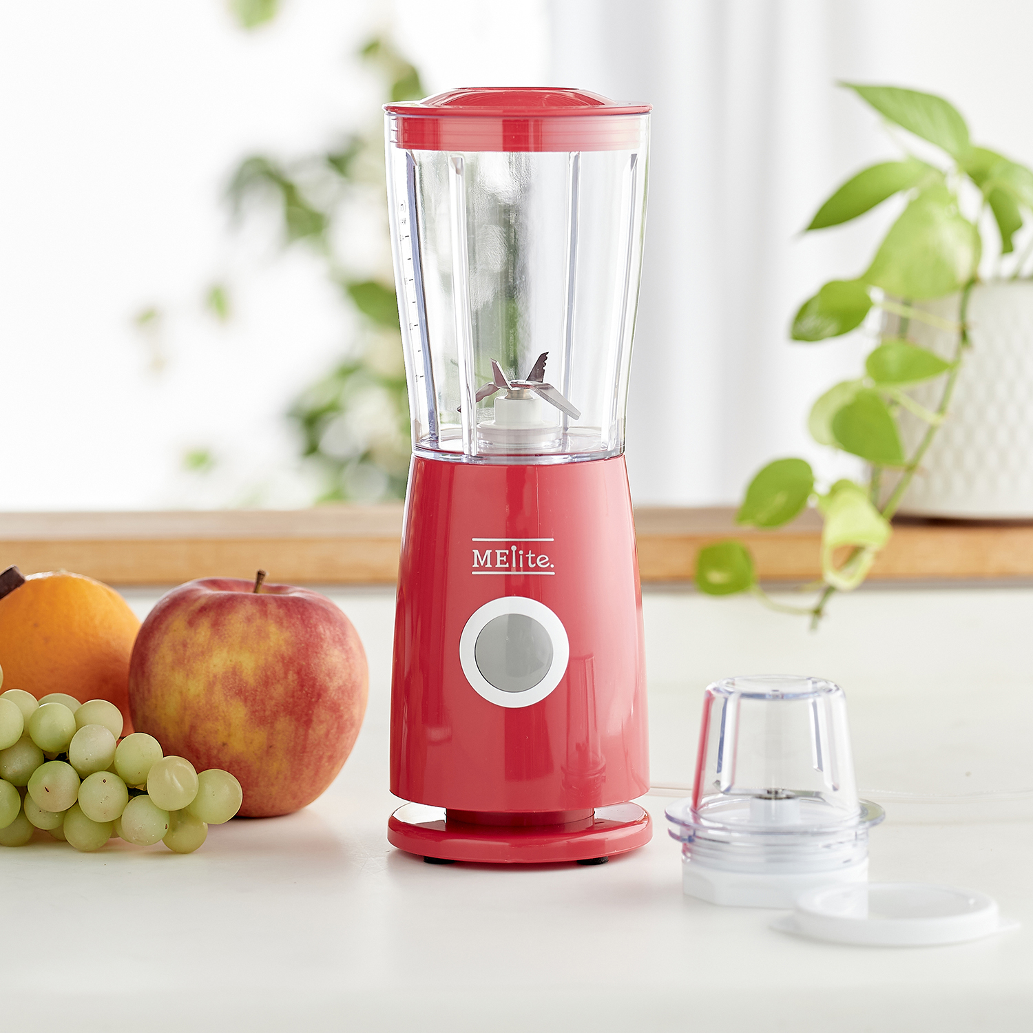 【在庫限りのお買得】 シンプル機能のミル付きコンパクトミキサー <容量400ml>【ジュース・スープ・ふりかけ作りに】