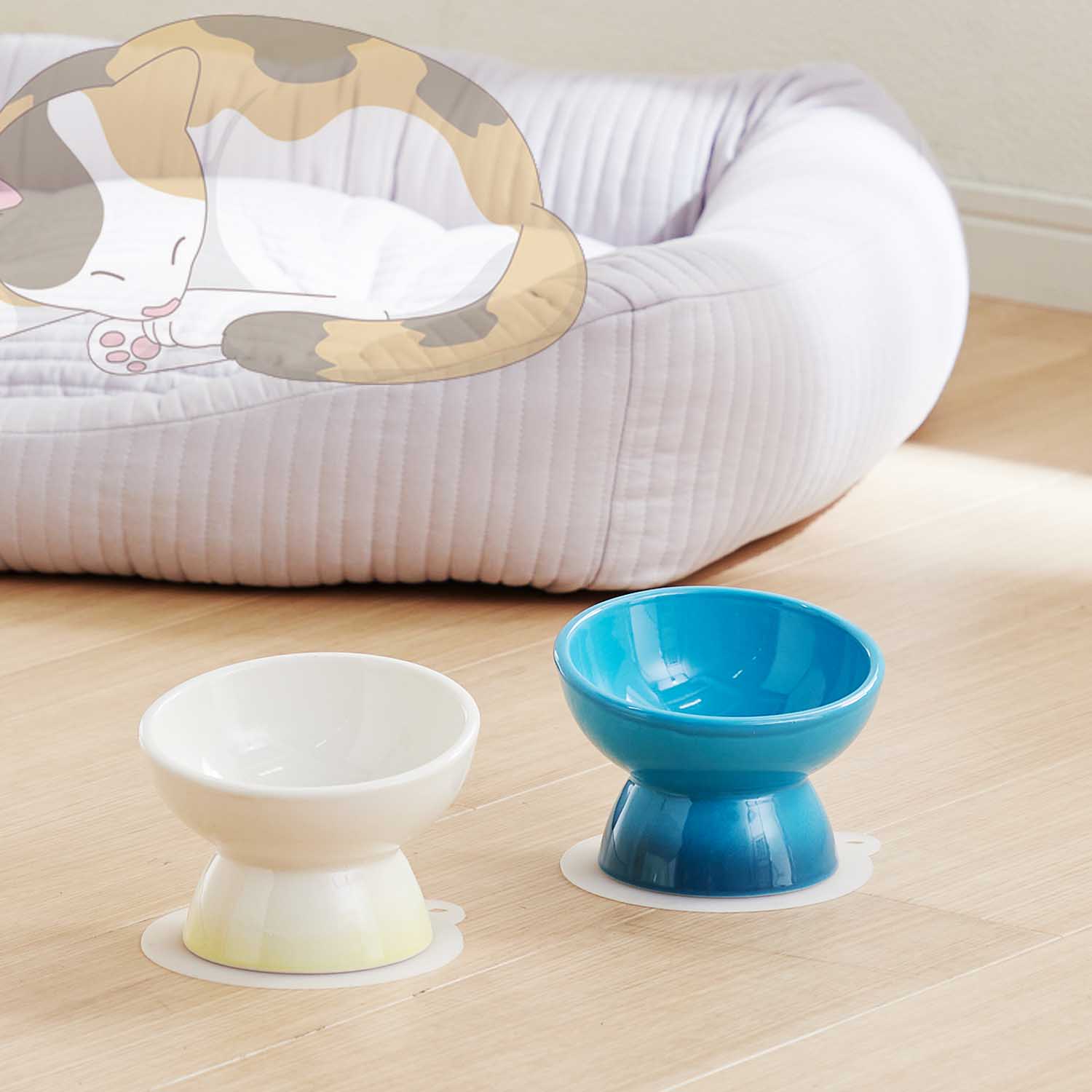 【ベルメゾン】高さがあるから食べやすい!猫のための陶器製食器