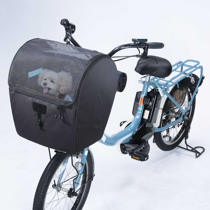 愛犬の飛び出しを防止する通気性が良いメッシュカバー付