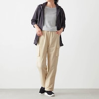 モデル身長164cm・Mサイズ着用