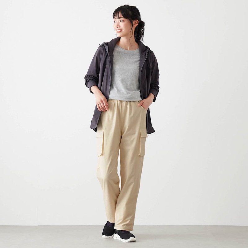 モデル身長164cm・Mサイズ着用