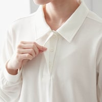 すっきりとした比翼ボタン仕立て