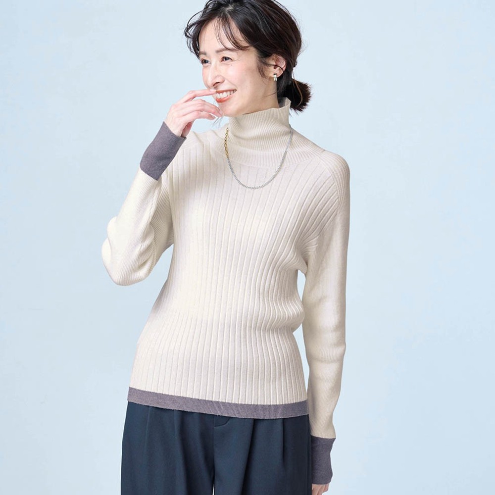 【新色追加】 配色タートルネックニット【毛玉になりにくい】