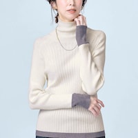 モデル身長169cm／M　オフホワイト着用
