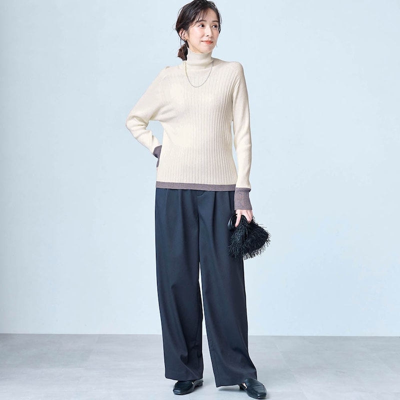 モデル身長169cm／M　オフホワイト着用