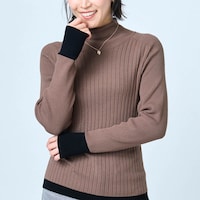 モデル身長168cm／M　モカブラウン着用