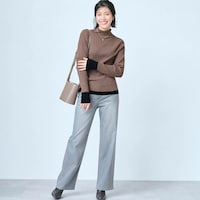 モデル身長168cm／M　モカブラウン着用