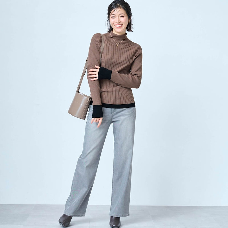 モデル身長168cm／M　モカブラウン着用