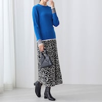 モデル身長170cm／M　ブルー着用