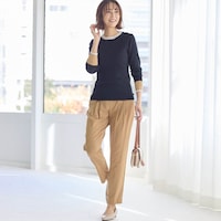 モデル身長169cm／M　ネイビー着用