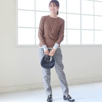 モデル身長168cm／M　モカブラウン着用