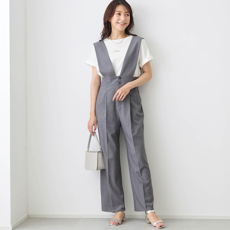 モデル身長170cm／M　※写真は撮影用のため股下+6cmになります。