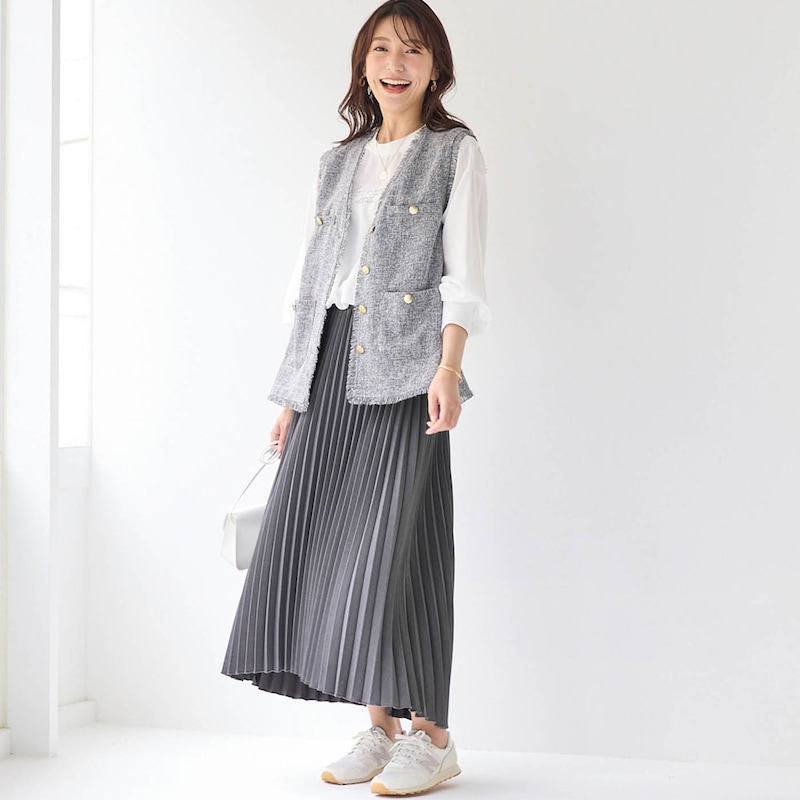 モデル身長170cm／M　※写真は撮影用のため総丈+6cmになります。