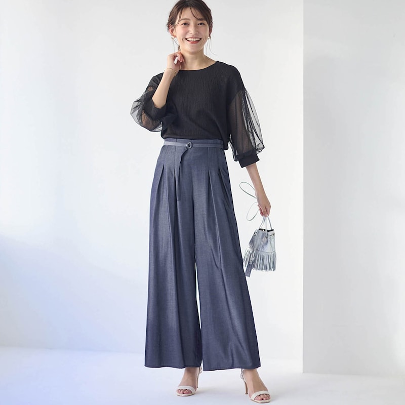 モデル身長170cm／M　※写真は撮影用のため股下+6cmになります。