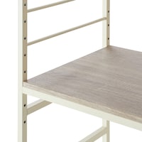 棚板は５cmピッチで可動できます。