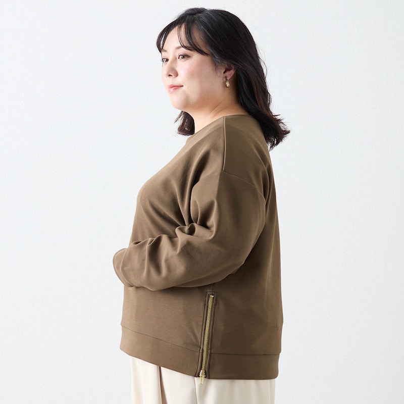 モデル身長157cm／4L