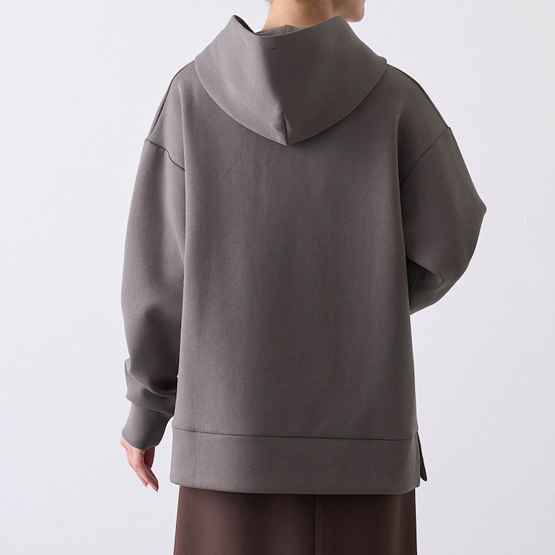 モデル身長168cm／M