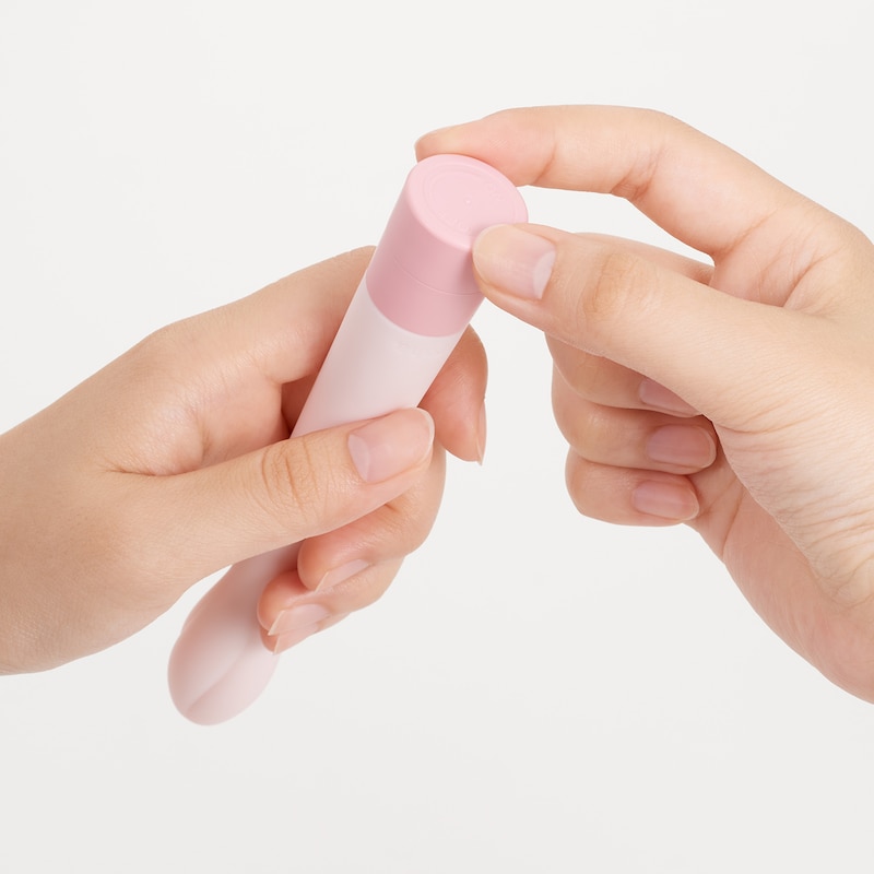 底部のダイヤルスイッチを回して、振動を無段階で調整できます