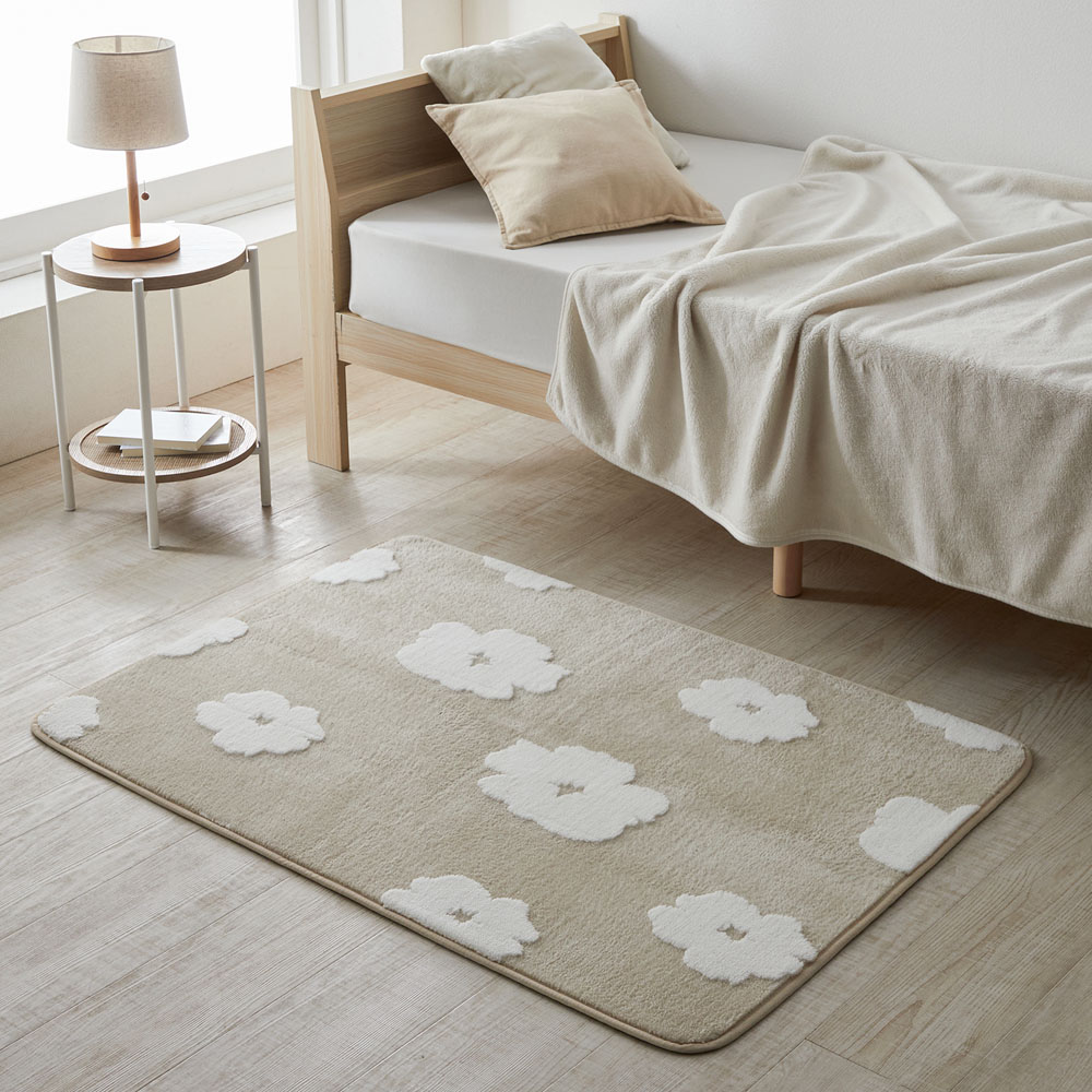 【ベルメゾン】フラワー柄のウレタン入りラグ 【ベルメゾン】フラワー柄のウレタン入りラグ