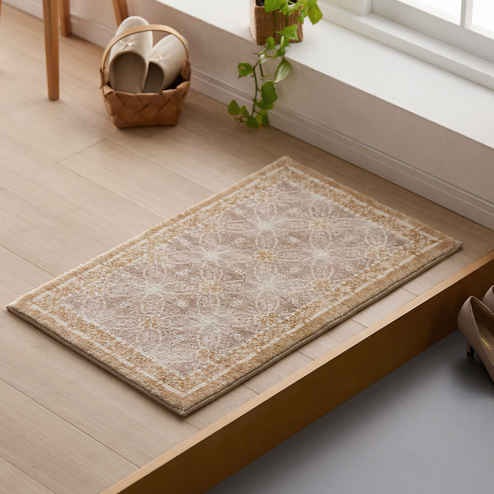 【ベルメゾン】ふんわりマイクロファイバーの七宝柄玄関マット