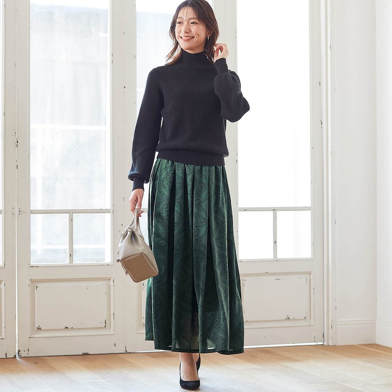 モデル身長170cm／M ※写真は撮影用のため総丈+6cmになります。