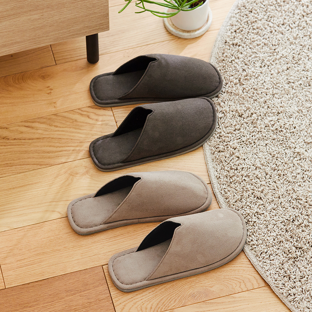 【BELLE MAISON DAYS】軽やかで心地よいスエード調の洗えるスリッパ