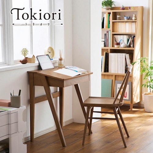 アンティーク調スクールデスク 【斜め天板が作業しやすい／天板下に収納スペース付き】