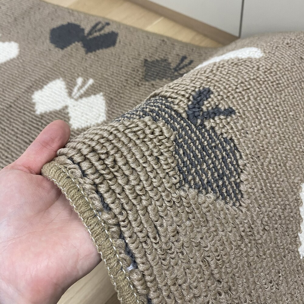 ブラウン