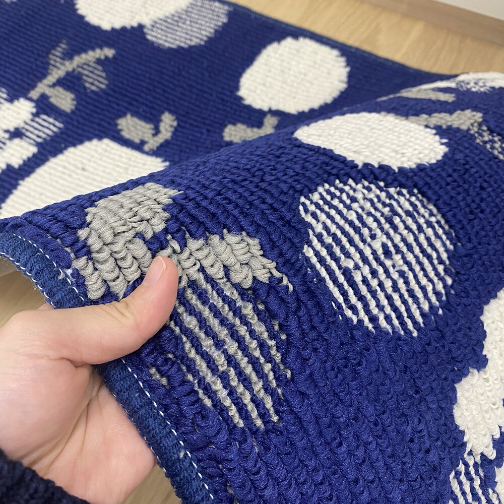 ネイビー