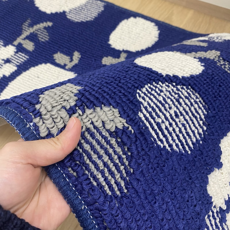 ネイビー