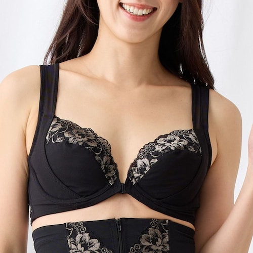 シャキッと美姿勢らくらくフロントホックブラ