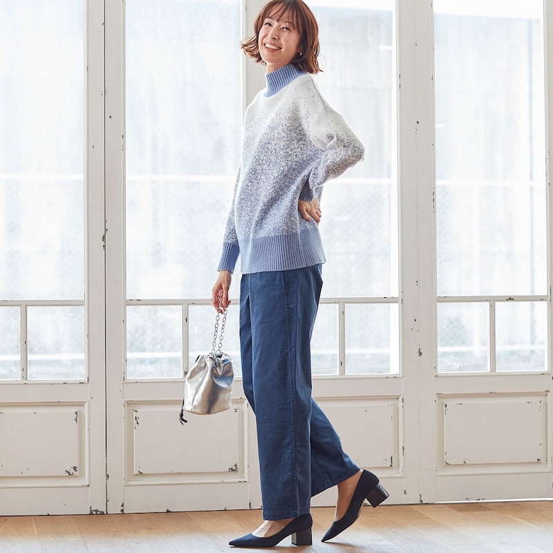 モデル身長169cm／M ※写真は撮影用のため股下+6cmになります。