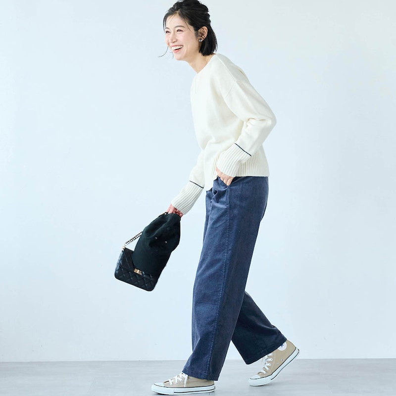 モデル身長168cm／M ※写真は撮影用のため股下+6cmになります。