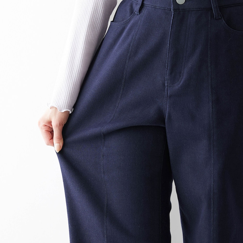 動きに寄り添うストレッチ入り素材