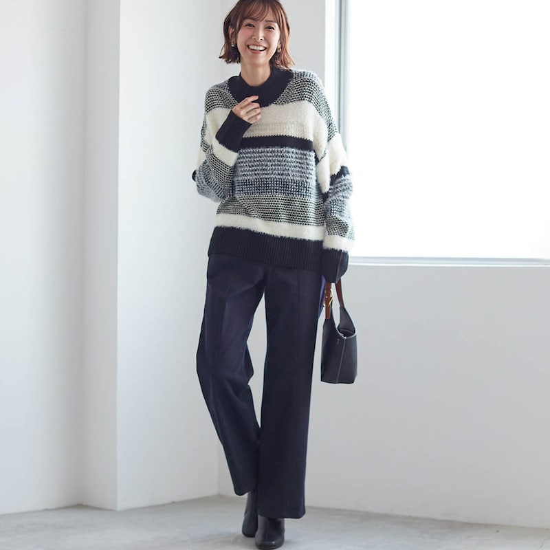 モデル身長169cm／M ※写真は撮影用のため股下+6cmになります。