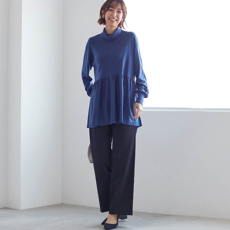 モデル身長169cm／M ※写真は撮影用のため股下+6cmになります。