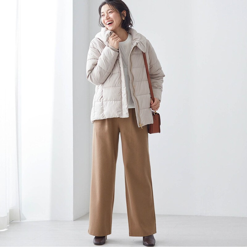 モデル身長168cm／M ※写真は撮影用のため股下+6cmになります。