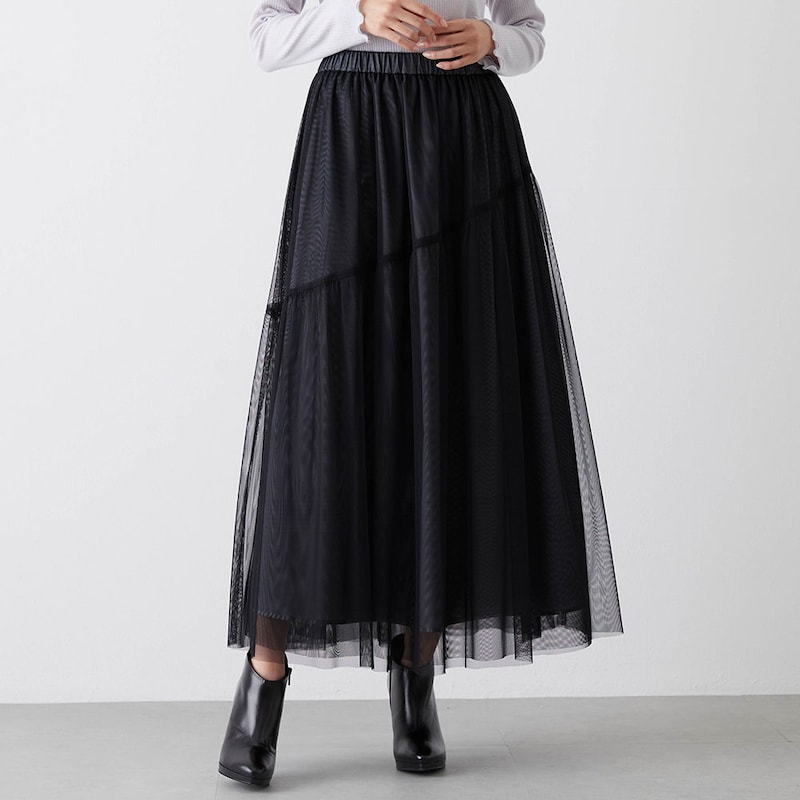 モデル身長167cm／M ※写真は撮影用のため総丈+6cmになります。