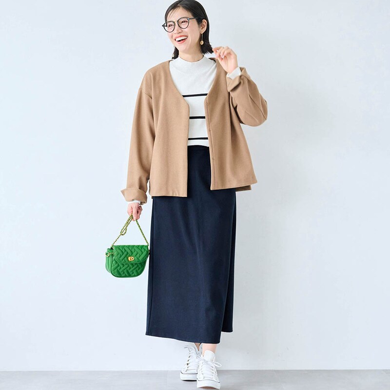 モデル身長168cm／M ※写真は撮影用のため総丈+6cmになります。