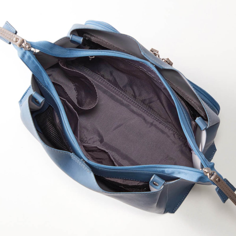 収納性が高く、荷物をスムーズに出し入れできるのが魅力