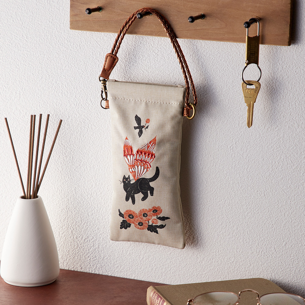 【ベルメゾン】杉本さなえさんコラボ プリントと刺繍でデザインした眼鏡ケース