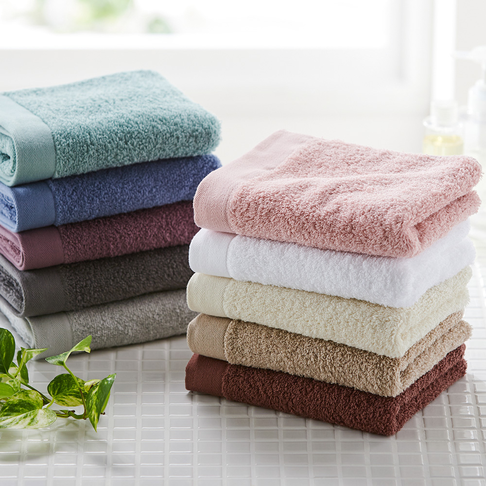 【ベルメゾン】柔らかな肌触り、スタイリッシュカラーのシンプルタオル