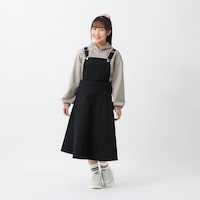 グレージュ／モデル身長147.5cm・J-XS(145～155)サイズ着用