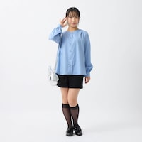 サックス／モデル身長147.5cm・J-XS(145～155)サイズ着用